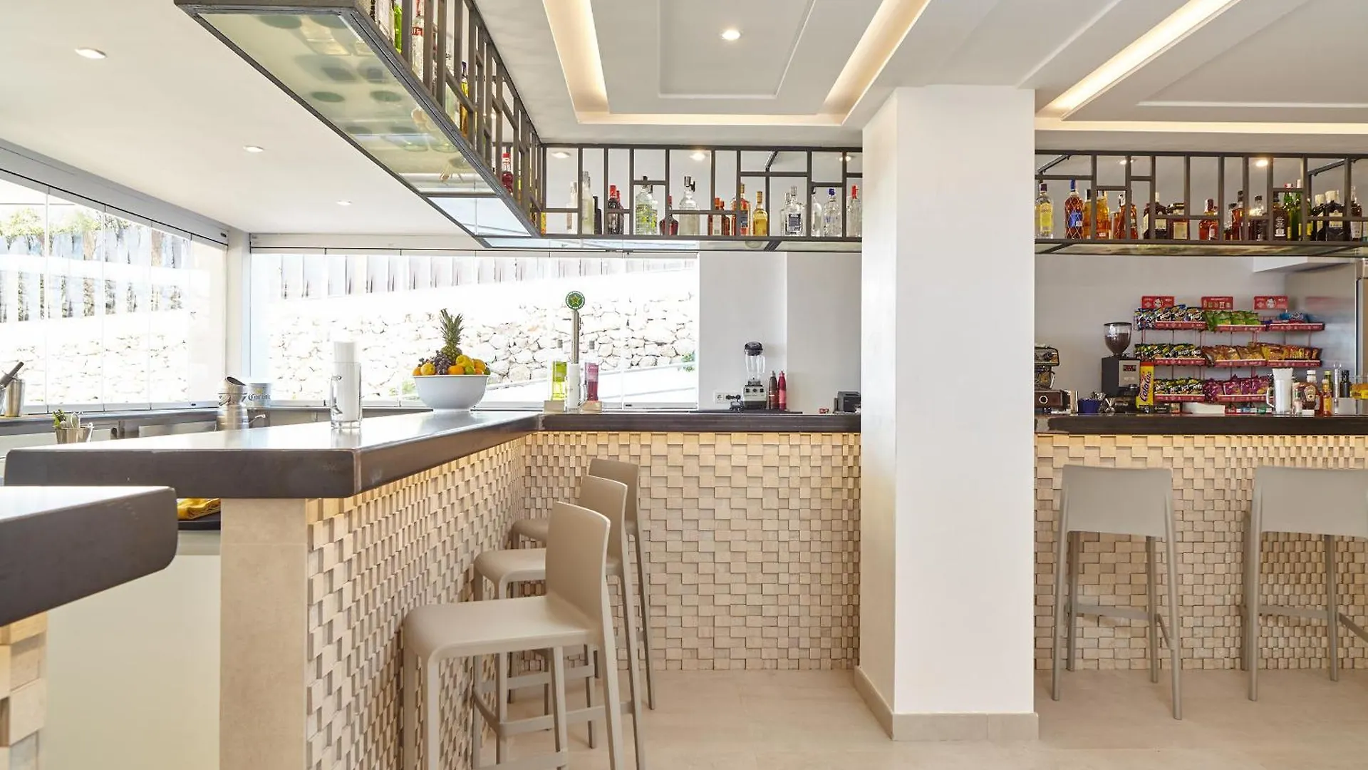 Lägenhetshotell Sol Bahia Ibiza Suites San Antonio